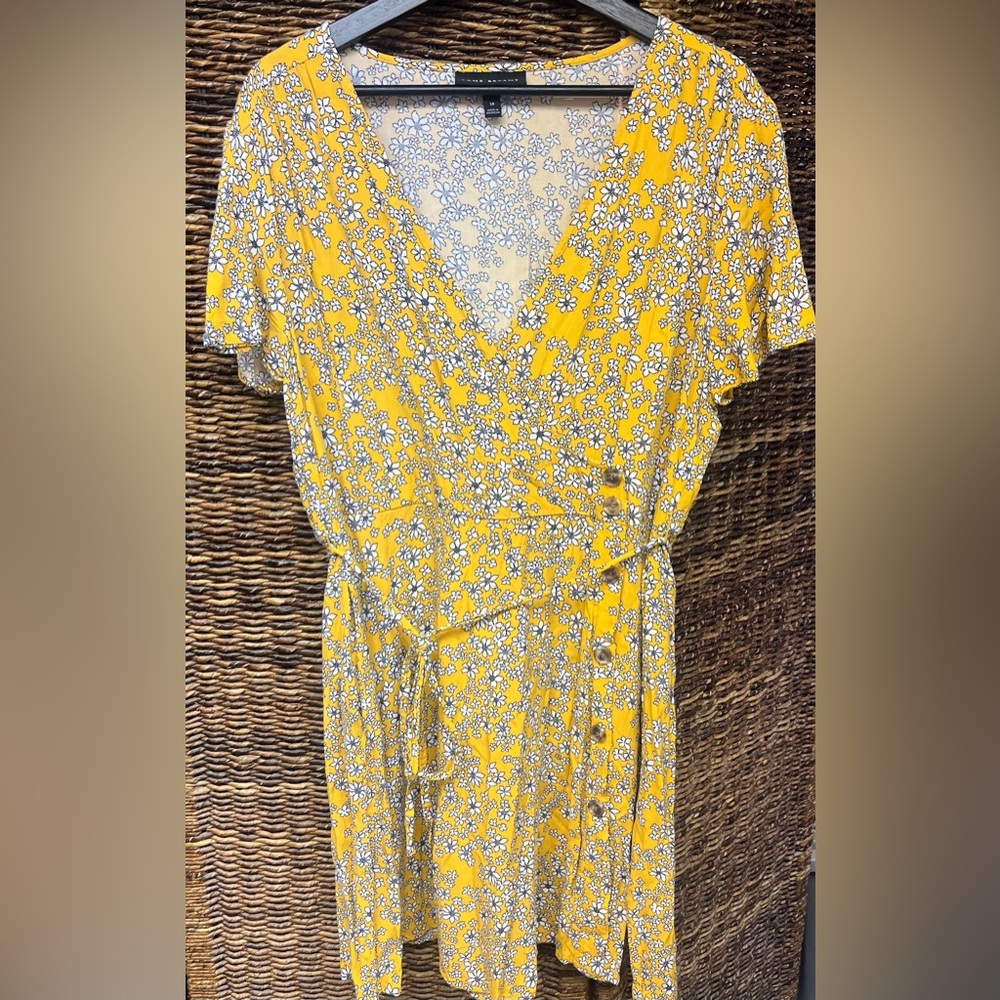 Lane Bryant- Floral Yellow Wrap Dress, Size: 16